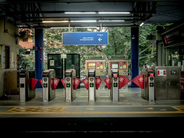 Discover the Perfect UK Cruise Featuring Enchanting Tours of Historic British Castles!